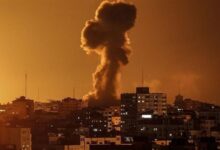 فلسطين.-قوات-الاحتلال-تقصف-منزلًا-في-دير-البلح-وسط-القطاع