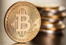 لماذا-تراجعت-بيتكوين-بأكثر-من-7%-رغم-تداول-صناديقها-بالبورصة-الأمريكية؟