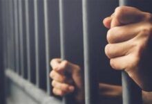 سقوط-عاطل-قبل-ترويج-كمية-من-الحشيش-بالمقطم