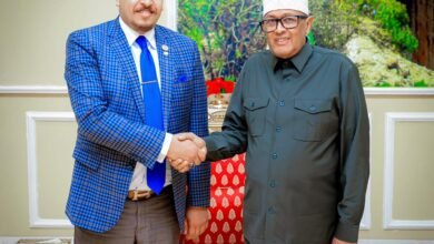 السفير ياسر البخشوان رفقة رئيس صوماليلاند
